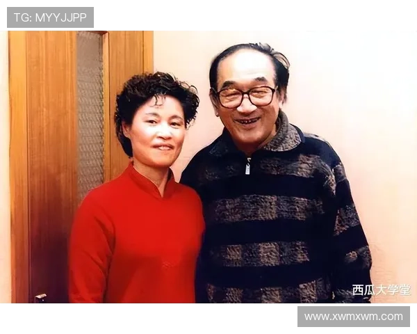 深度对话：周秀英如何在足球世界中追寻梦想与坚持的故事